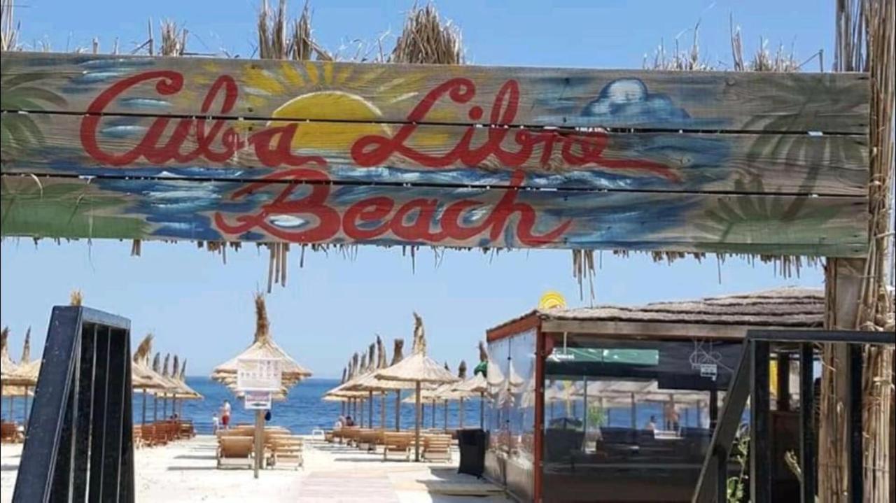 Cez Studio Mamaia Nord Apartment นาโวดาริ ภายนอก รูปภาพ