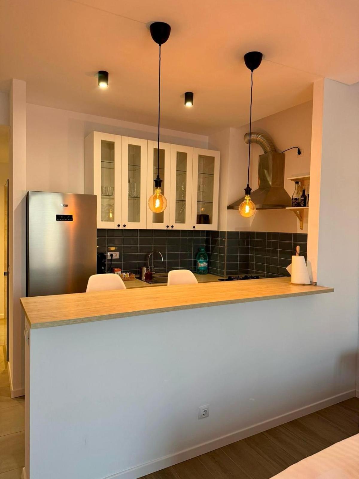 Cez Studio Mamaia Nord Apartment นาโวดาริ ภายนอก รูปภาพ