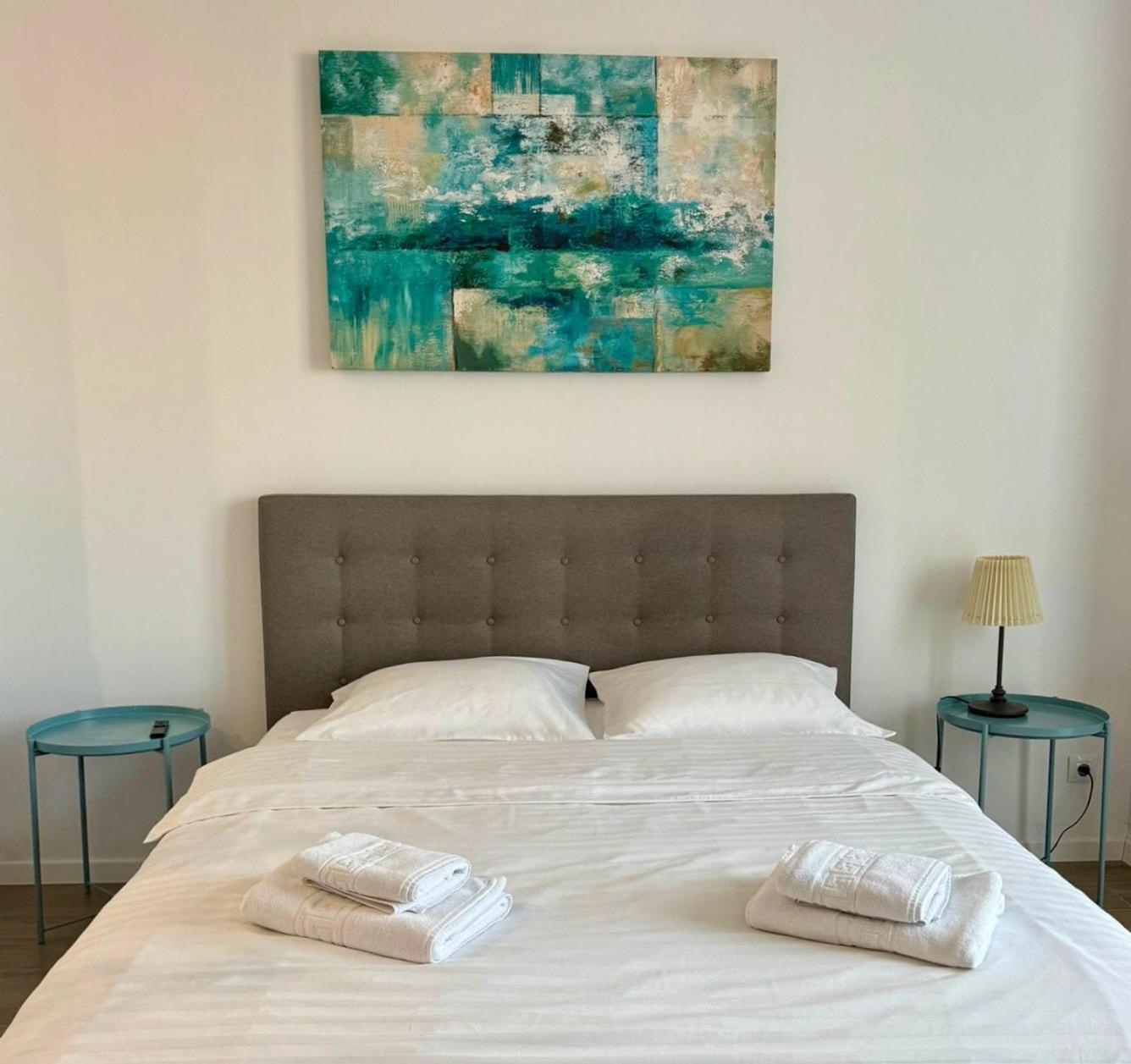 Cez Studio Mamaia Nord Apartment นาโวดาริ ภายนอก รูปภาพ